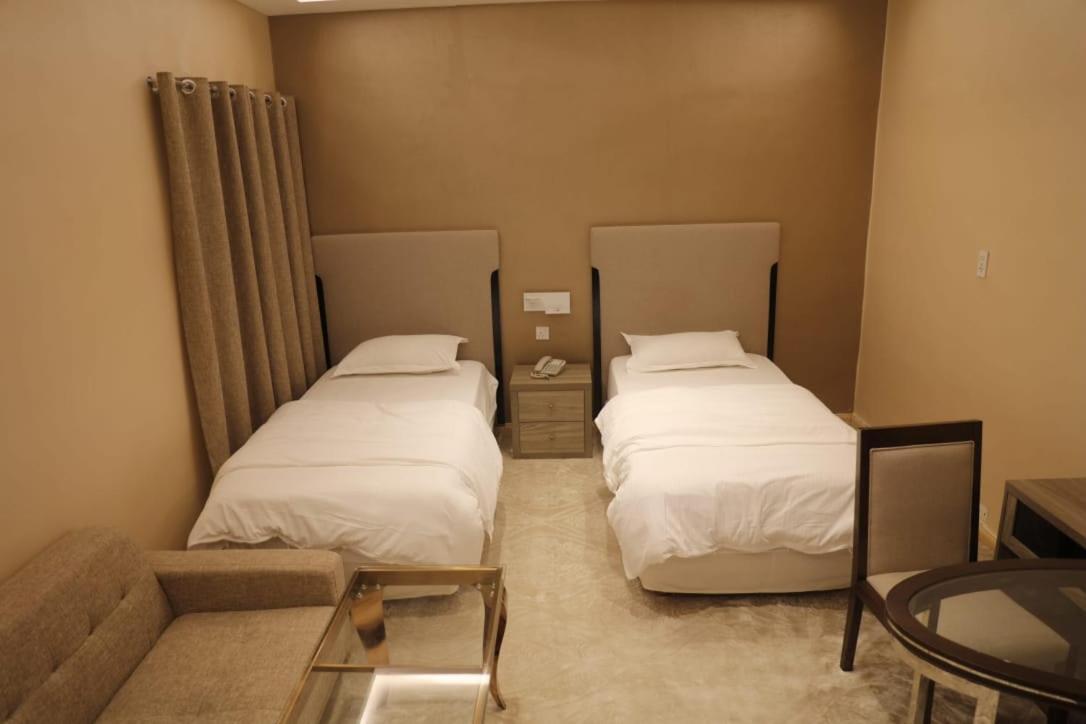 Al Shaiki Hotel Jubail Экстерьер фото
